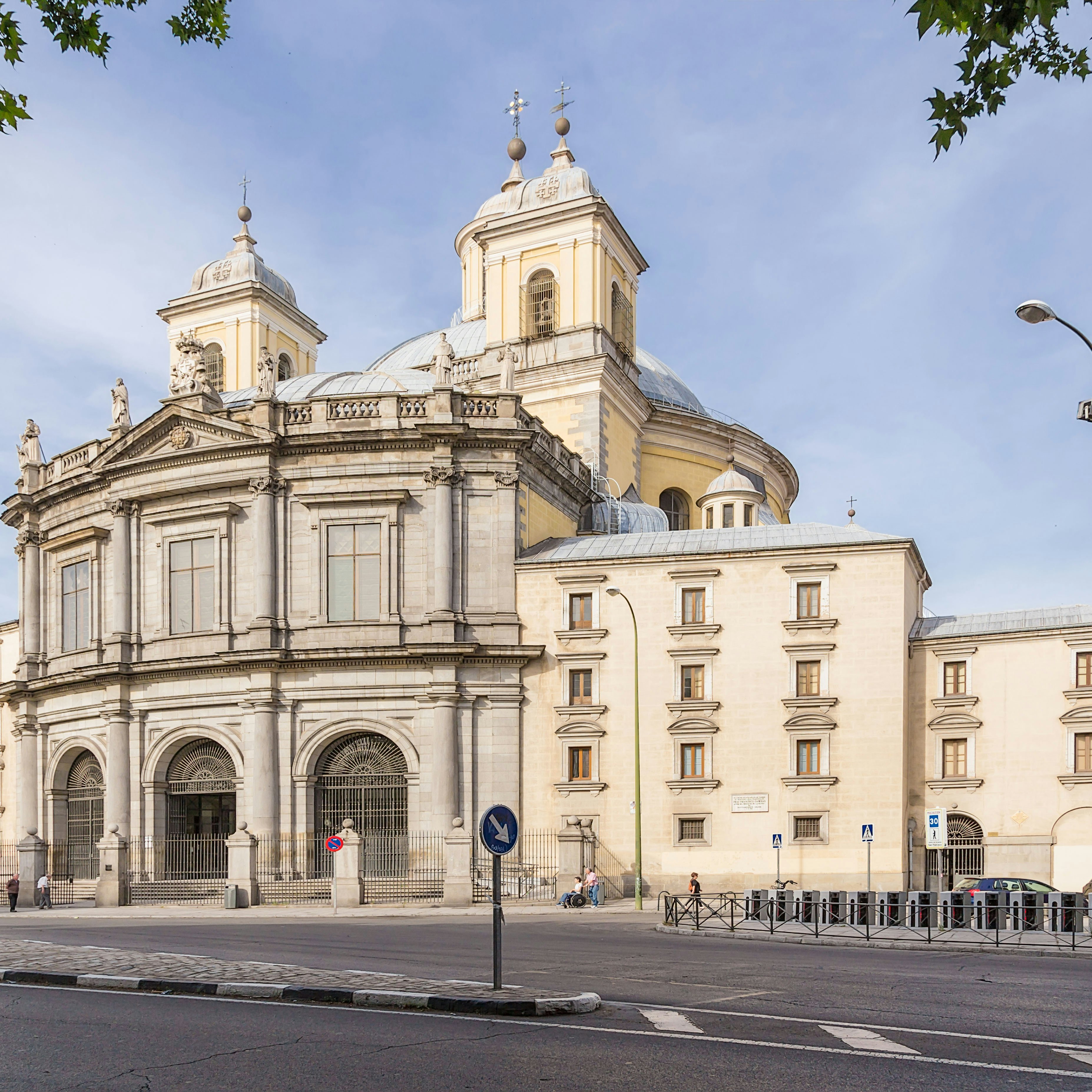 Basílica de San Francisco El Grande. The Royal Cathedral of St. Francis the Great (Real Basílica de San Francisco el Grande), XVIII century. @Valery Rokhin/Shutterstock