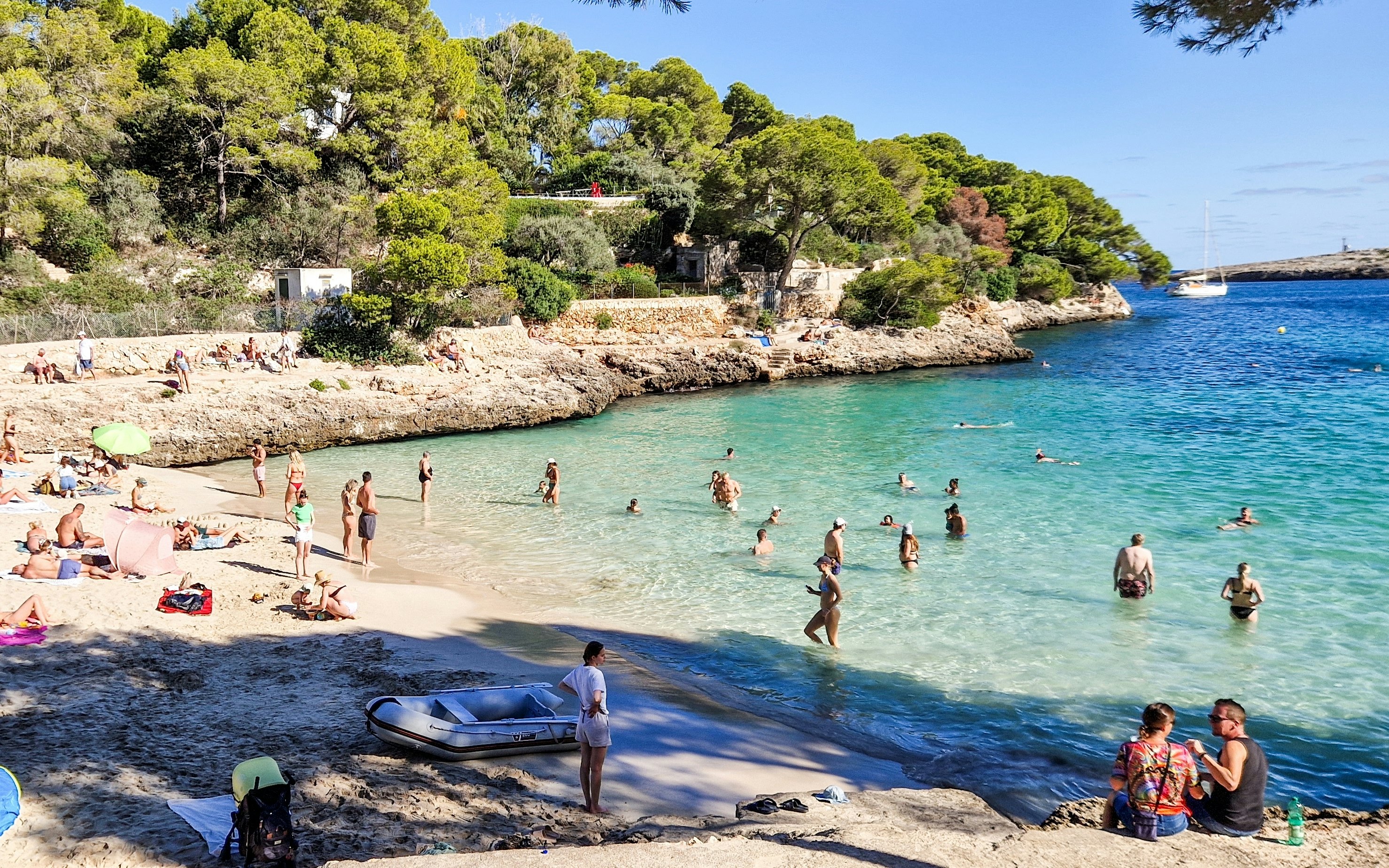 Cala Pi beach in Mallorca in autumn sunshine